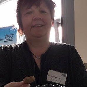 Frontaufnahme von Simone Petri-Michael